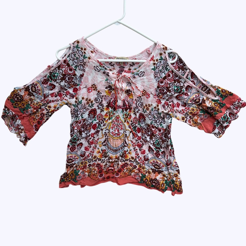 Democracy Women's Small Boho Floral Blouse Cold Shoulder Bell Sleeve Lace Up